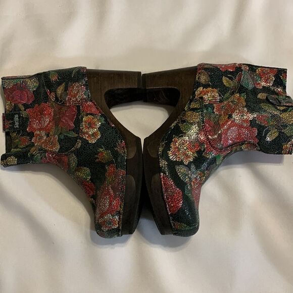 Sanita Safran Size 37 - 6 cracked leather clog ankle boots in floral rose - Picture 16 of 16